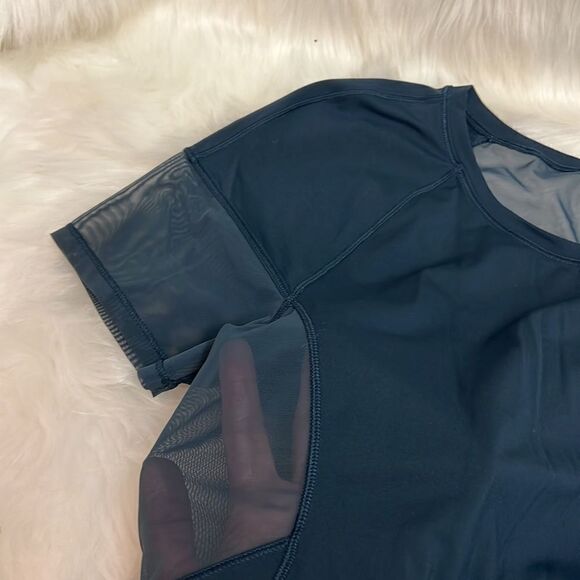 Lululemon Blueish Green Sheer top size 4 C34 - Picture 4 of 8